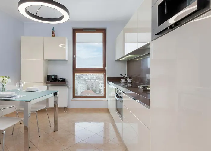 Sea Towers Z Widokiem Na Morze, 3 Sypialnie I 2 Balkony By Renters Gdyně